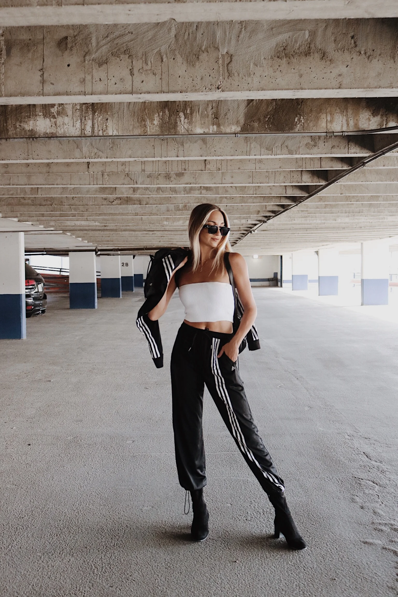 Adidas Athleisure: Perpaduan Gaya, Nyaman, dan Produktif dalam Satu Look