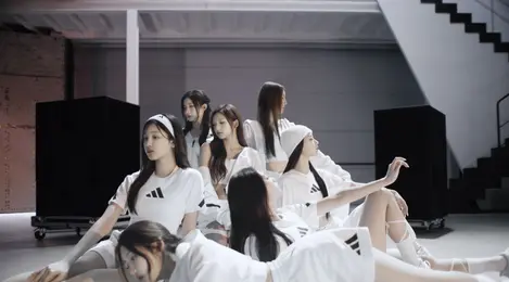 Tren Adidas Membentuk Budaya Fashion