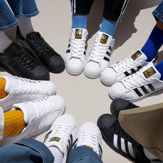 5 Kesalahan Saat Memakai Sepatu Adidas yang Sering Dilakukan