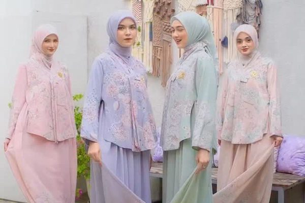 7 Rekomendasi Fashion Hijab Yang Bisa Kamu Coba Di Hari Raya Idul Fitri 2026